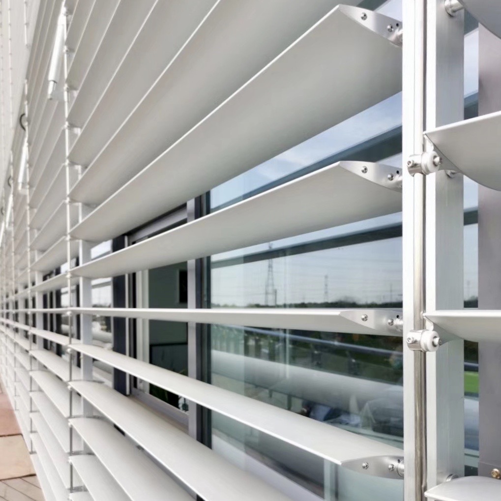 Sun louver