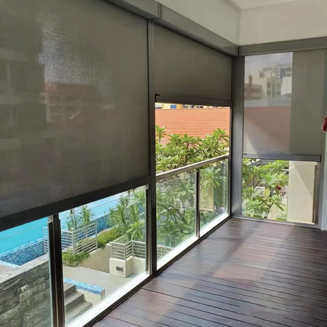 Outdoor blinds