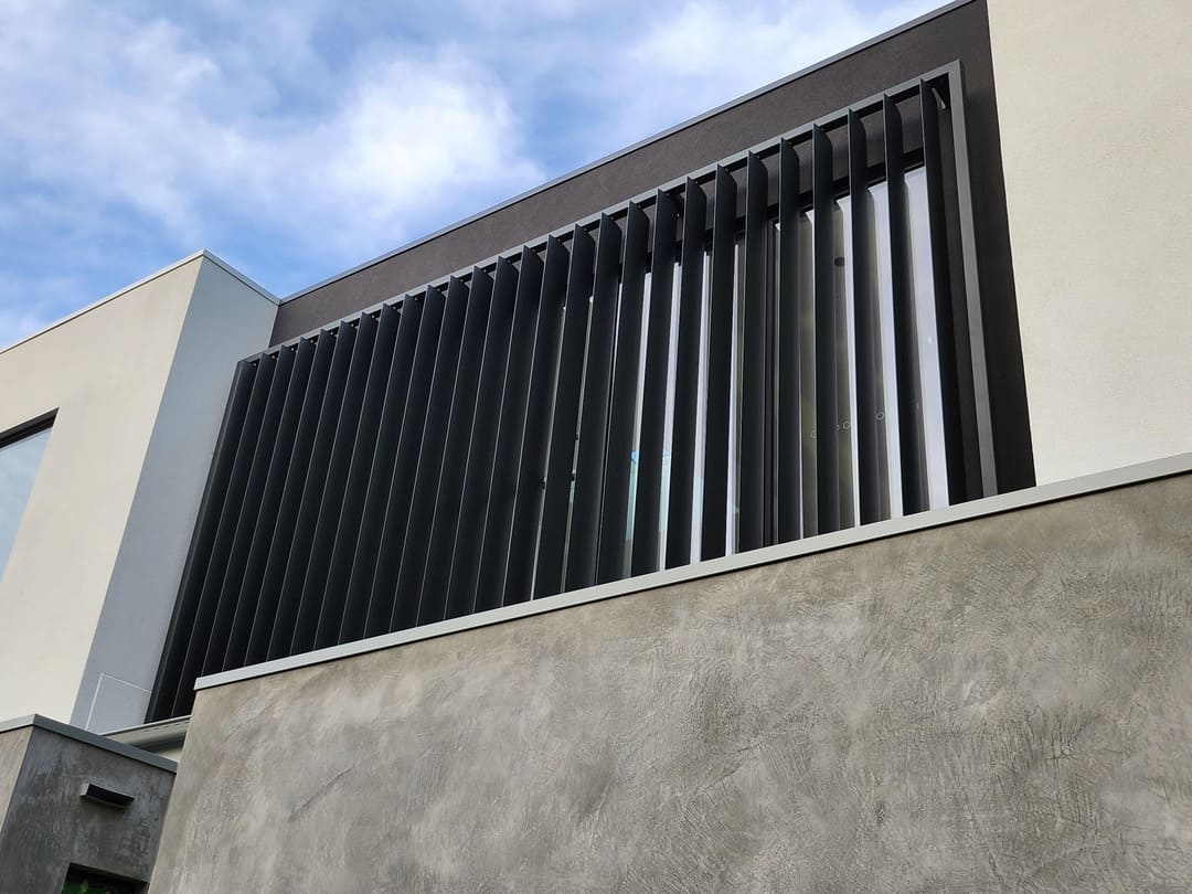 Sun louver