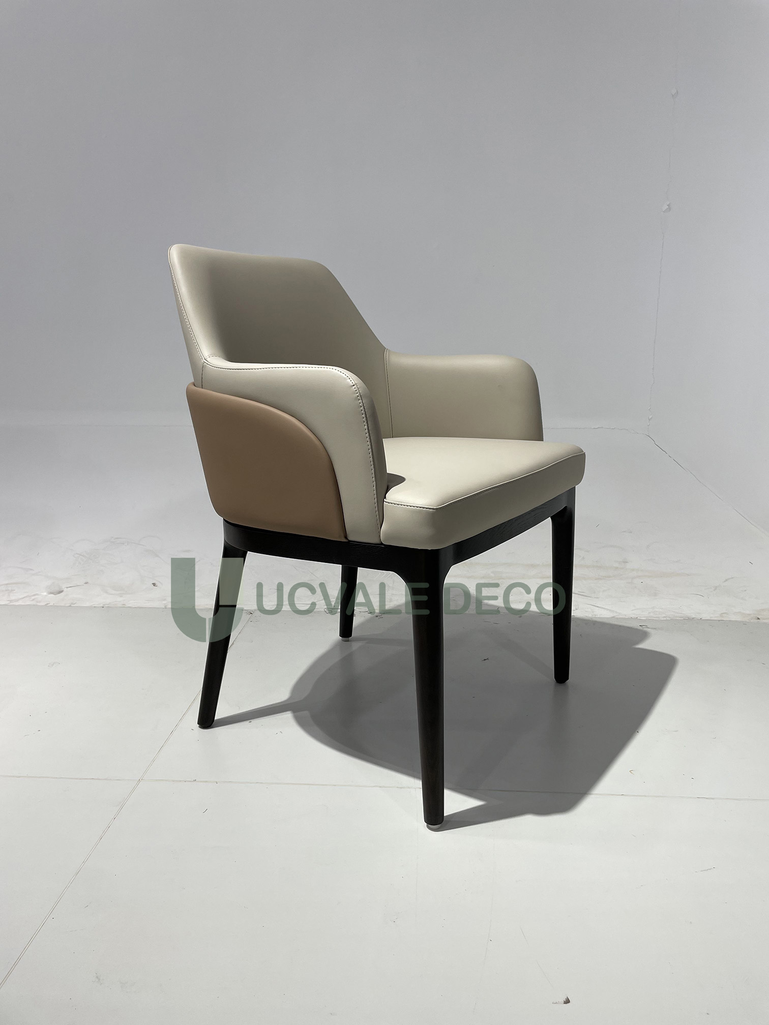 Dining chair CH605