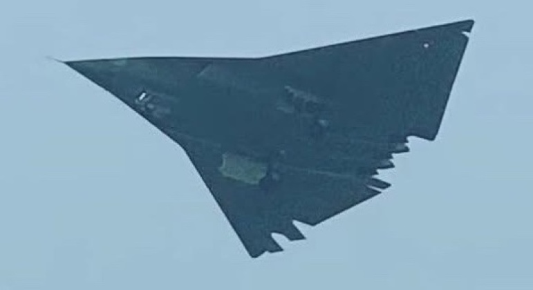 成飛第六代戰鬥機