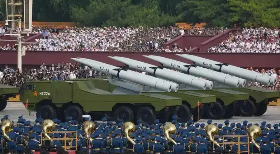 海軍武器2025：航空母艦仍是主力無人潛航器改變戰場