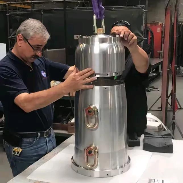 全世界最小的氫彈，美國W80-4核彈頭。