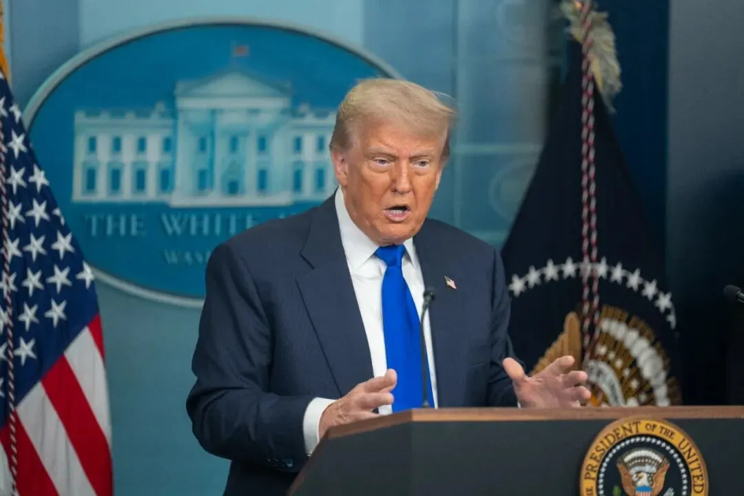 「對等關稅」一週年：川普的關稅棒，究竟拆了誰的台？