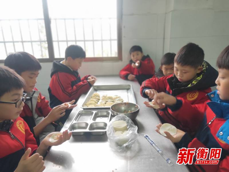 庆元旦丨衡山县长江文武学校开展“包饺子＋体能游戏”元旦主题活动