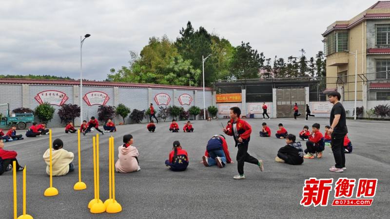 课间教练陪伴活动