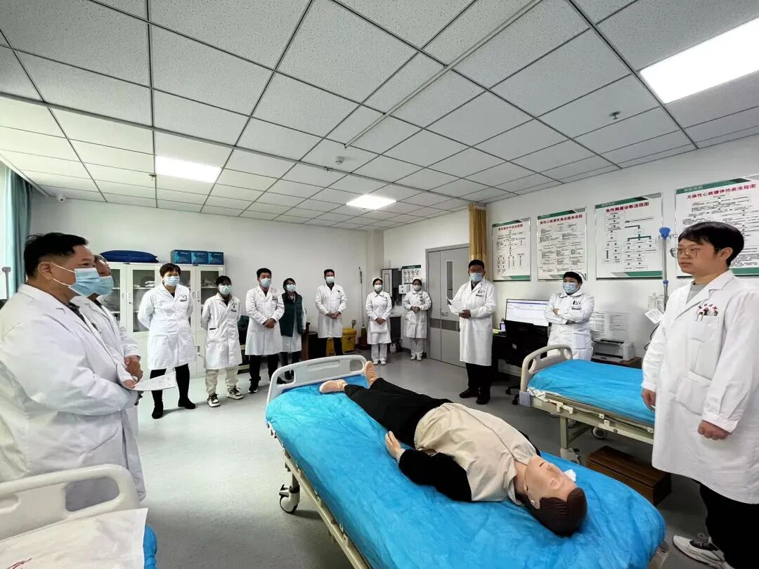 冀联医院组织医师心肺复苏培训