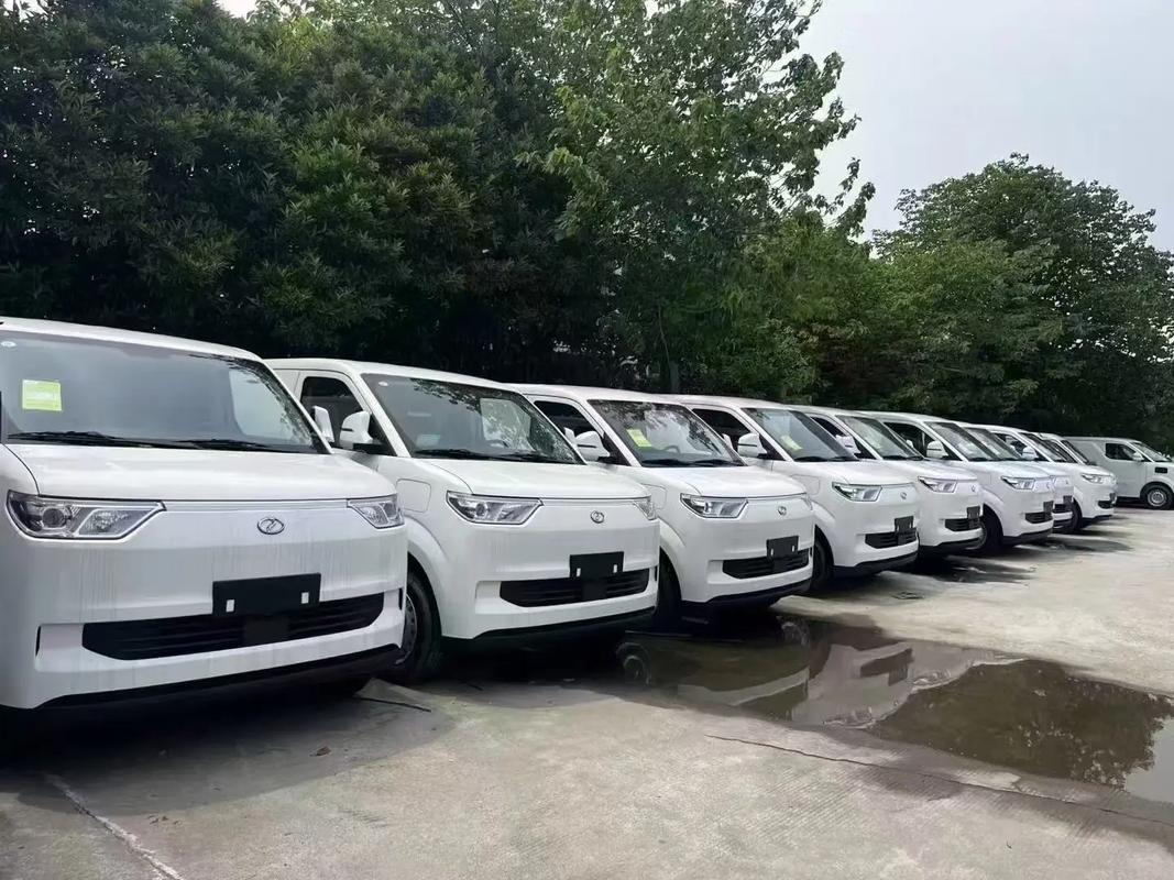 佛山新能源租车服务，荣联租车引领绿色出行新潮流