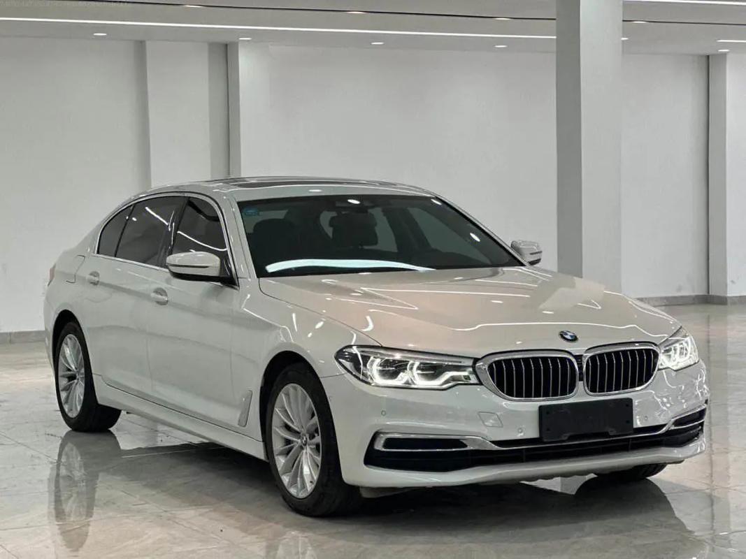 东莞租车手续简化：荣联租车三步快速提车指南