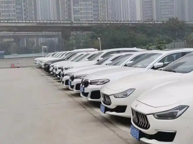 深圳商务租车服务，荣联租车助力企业高效出行