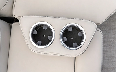 带不锈钢边缘的模制饮料架
型号:CH-MDHSR
坚固的模压塑料机身
光滑的316不锈钢边缘
阶梯式设计可稳固放置各种尺寸的饮品
带有排水孔