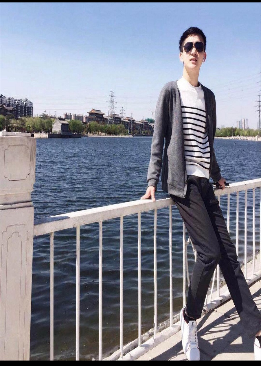 LI-晟