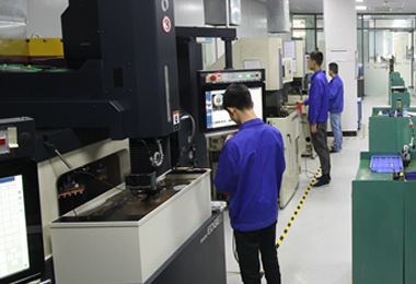 Tooling and precision tooling workshop 