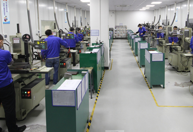 Tooling and precision tooling workshop 