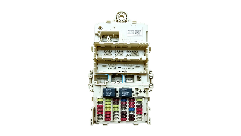 保险丝盒FuseBox