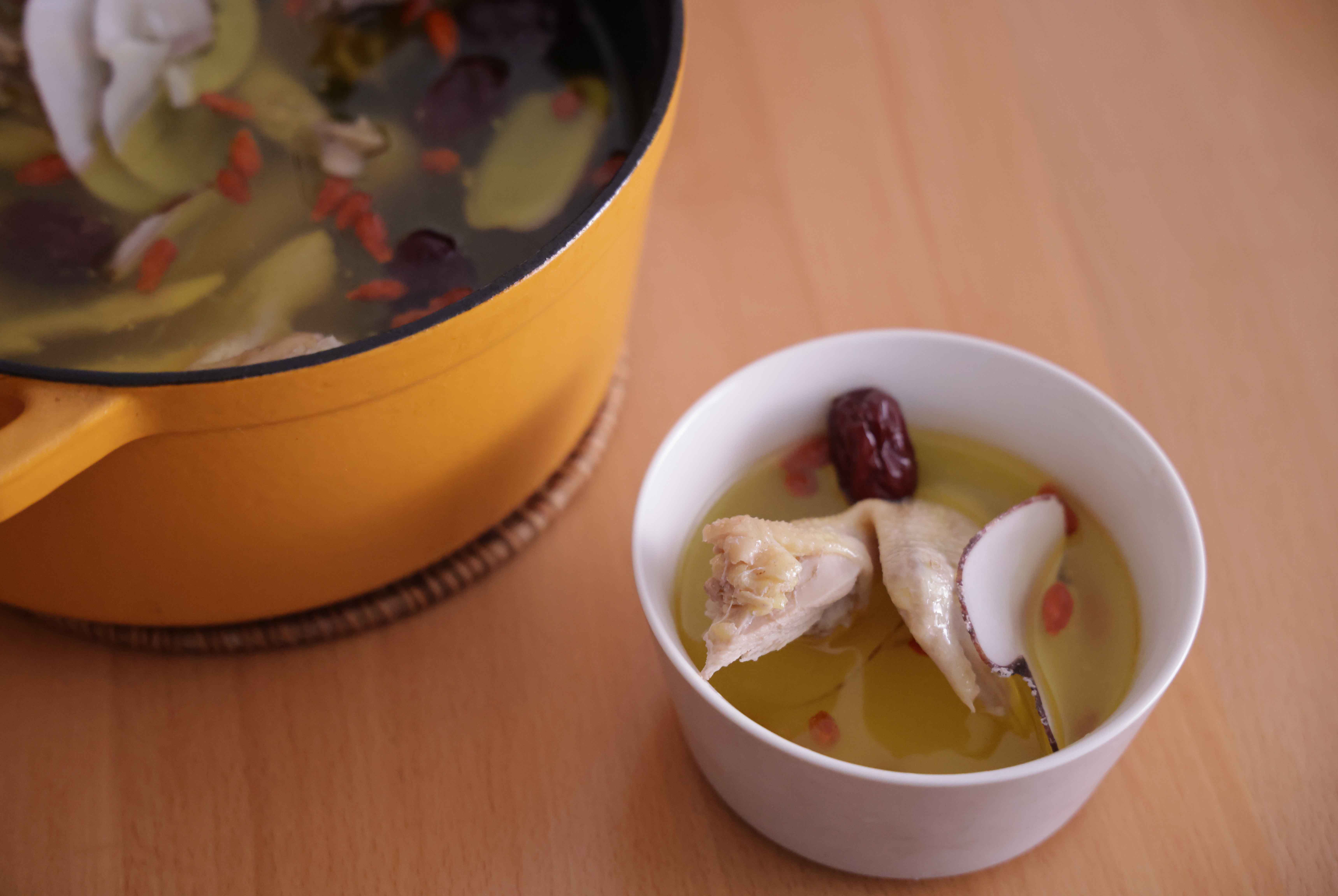 海底椰百合煲土鸡