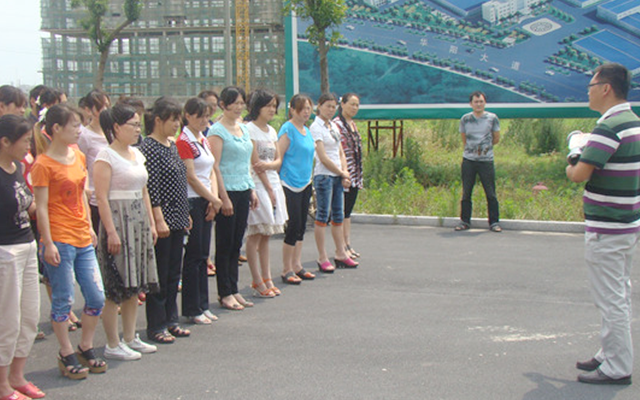 珍惜生命：消防安全知識(shí)培訓(xùn)及消防器材使用演練