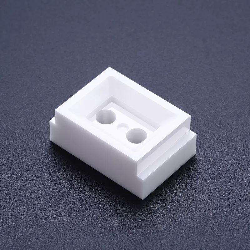 Precision 99% alumina ceramic casing hardness is good