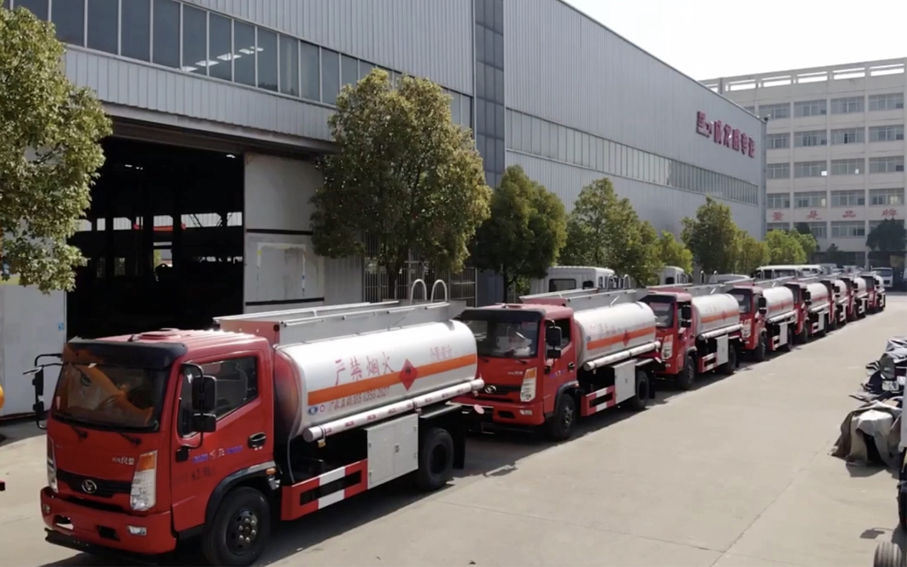 10 UNITS FUEL TANKER TRUCK BE READY TO DELIVERY
