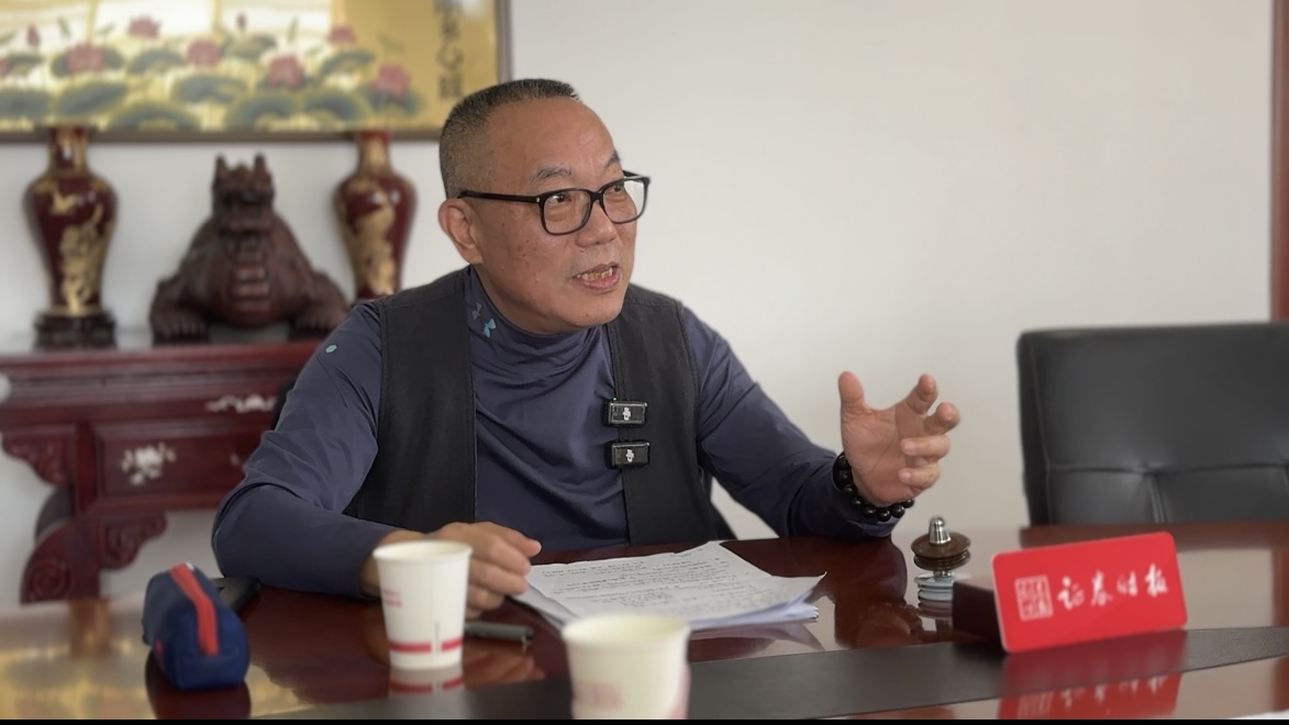 证券时报专访大连电瓷董事长应坚:立足大连经开区 将产品送到五大洲电网