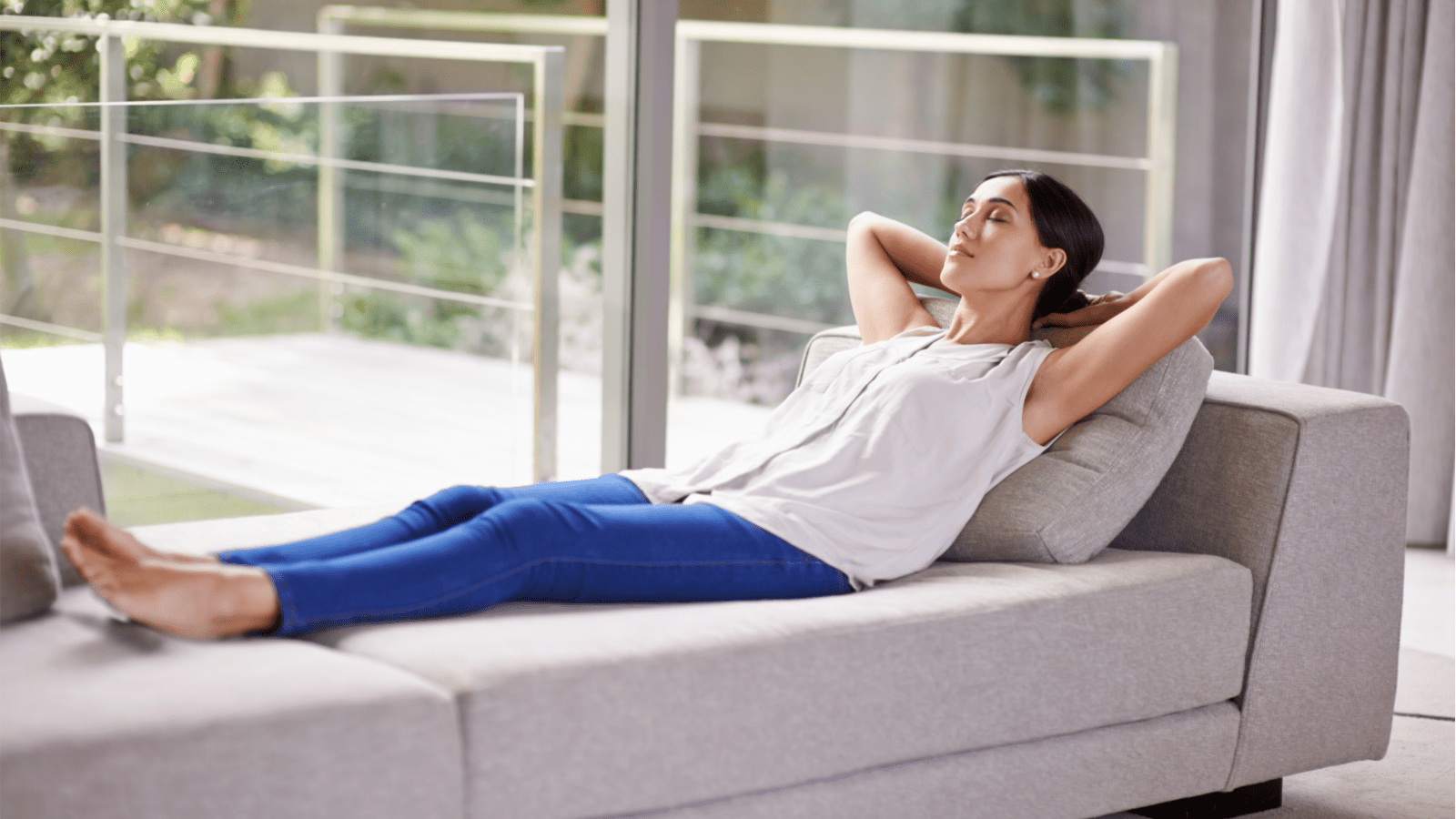    行业影响
      SRR无机自由基技术，见效快、能一次性治理相对密闭空间复合污染、无次生污染，成为空净技术史上的重大革新。