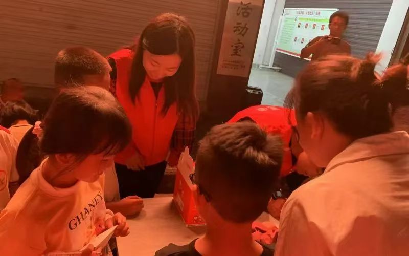 红河州工会社工，助力开启职工家庭幸福之门