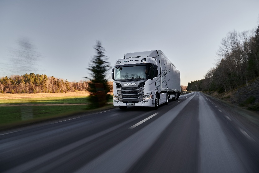 斯堪尼亚在华启动牵引车经营性租赁业务，助力物流客户轻装上阵