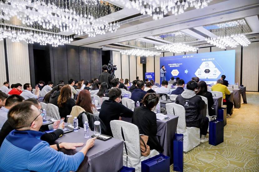 慧辰股份发布多款AI垂直应用产品，推出“机器人智脑”产品让硬件更智能