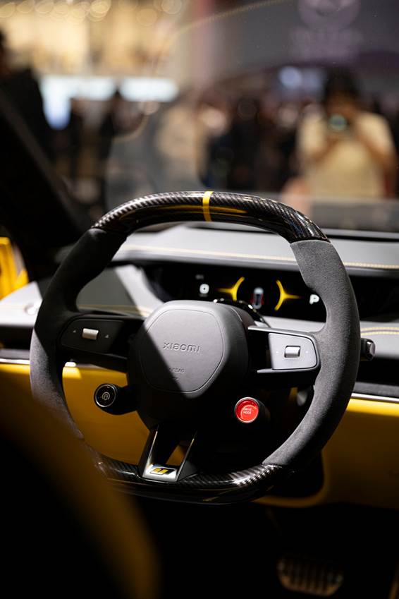 Alcantara亮相2026北京车展，用意大利匠心赋能下一代出行