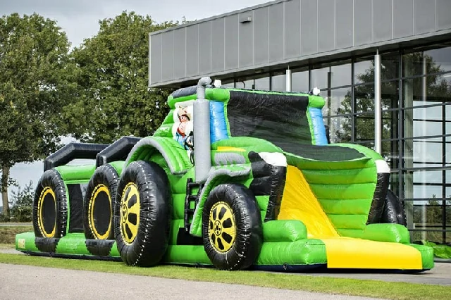 Tractor run 17m Inflatable Obstacle Courses