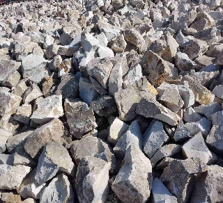 工业硅用硅石中块