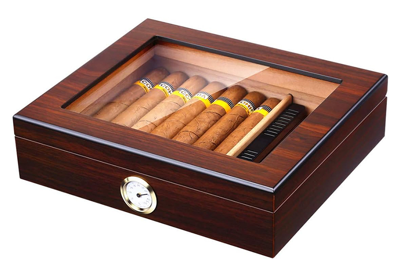 How to Season a Cigar Humidor?