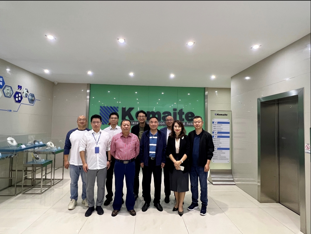 交通大学无锡校友会一行走访科麦特