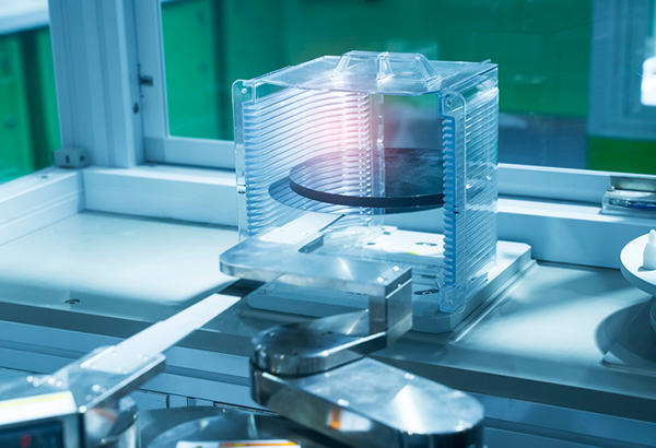 



GaAs
GaAs epitaxial materials demonstrate excellent performance in the fields of radio frequency (RF) and optoelectronics. GaAs pHEMT is widely used in wireless communication RF front-end modules, while GaAs VCSEL is extensively applied in 3D sensing and data centers. To meet the performance requirements of RF and optoelectronic chips, Atoman utilizes internationally leading MBE epitaxial production technology, offering high-quality GaAs epitaxial wafers to customers worldwide.



