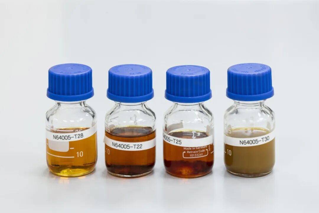 Photo: Pyrolysis oil samples