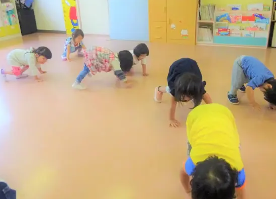 孩子语言发育落后于同龄人？5个小游戏提高交流能力！