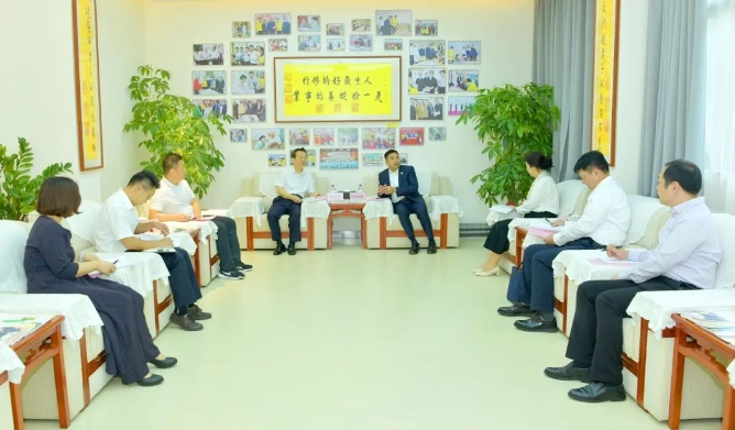 广东省委金融办副主任倪全宏率队调研华邦美好家园养老集团