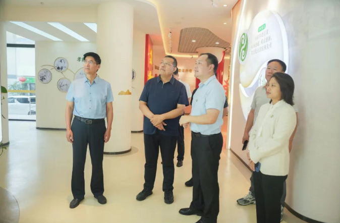 山东滕州市民政局局长翟华栋一行调研华邦美好家园养老集团