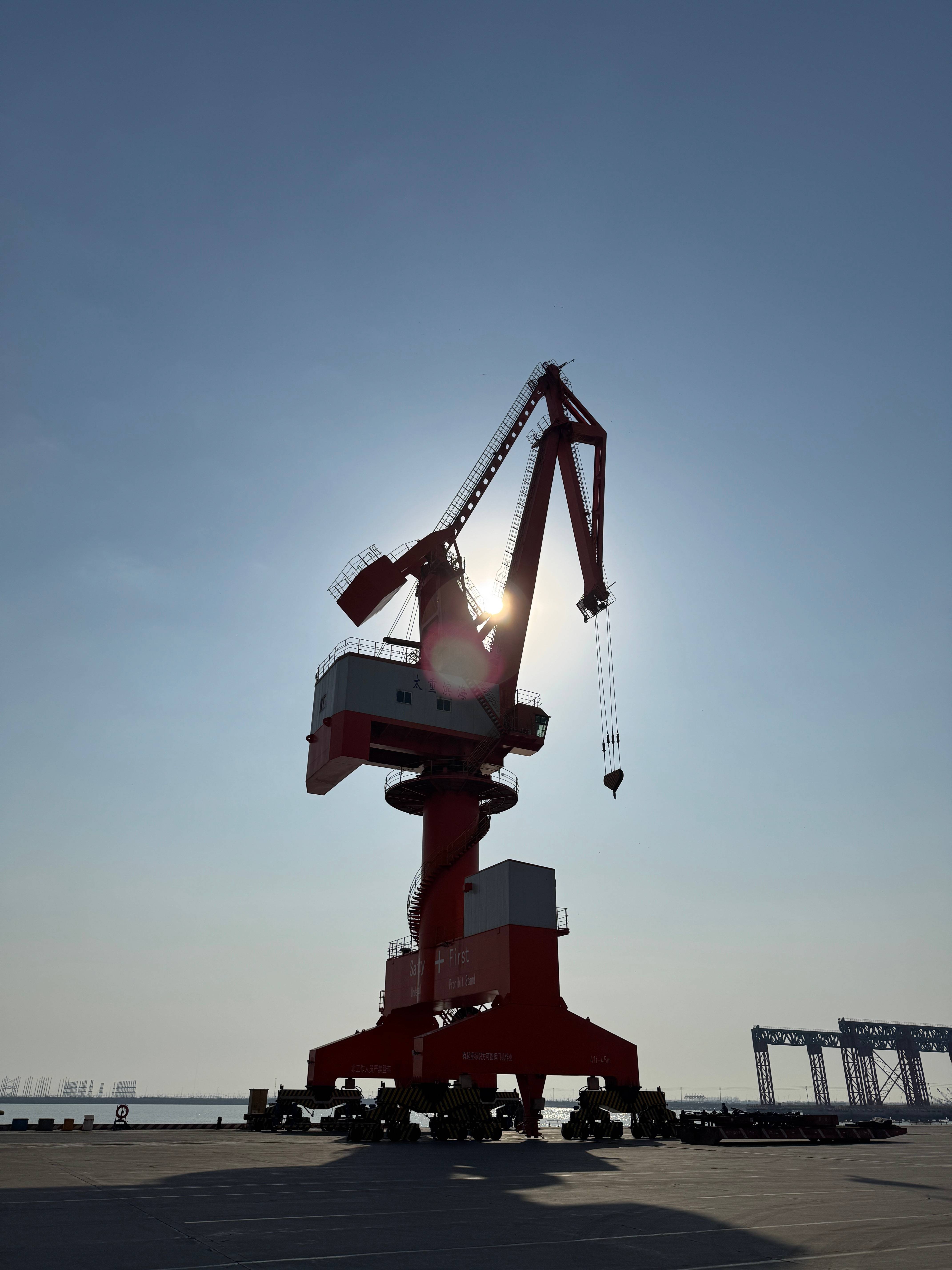 3月14，我们守护的不是集装箱，是钢轨上的每个承诺