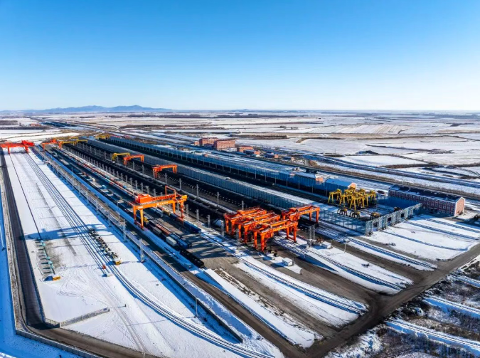 中欧班列东通道重要组成部分 同江铁路口岸开通三年运量突破1400万吨