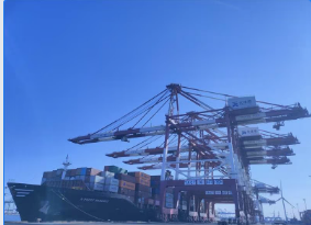 1月4，为客户提供更稳定、更高效的船放作业支持