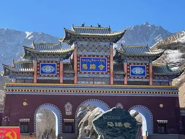 大春导游：张掖马蹄寺