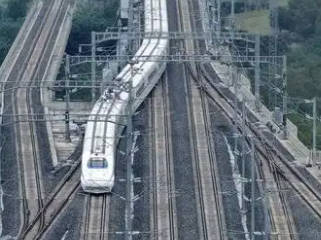 各地铁路公安激励青年民警在万里铁道线上建功