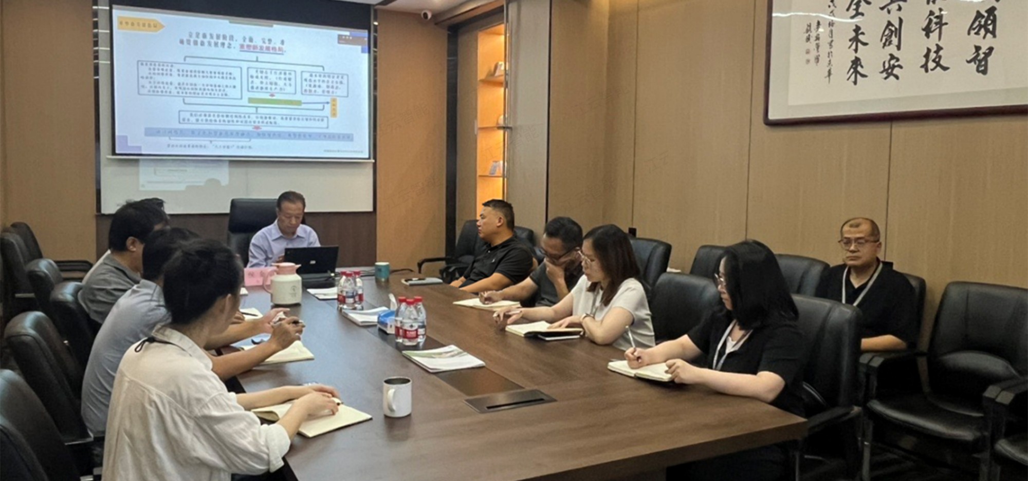 江云智能特邀中国地质灾害防治与生态修复协会侯金武会长莅临指导，共话数字经济时代发展新机遇