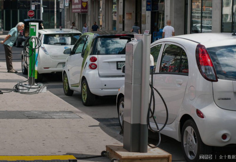 How can smart charging steer electric vehicle uptake in India?