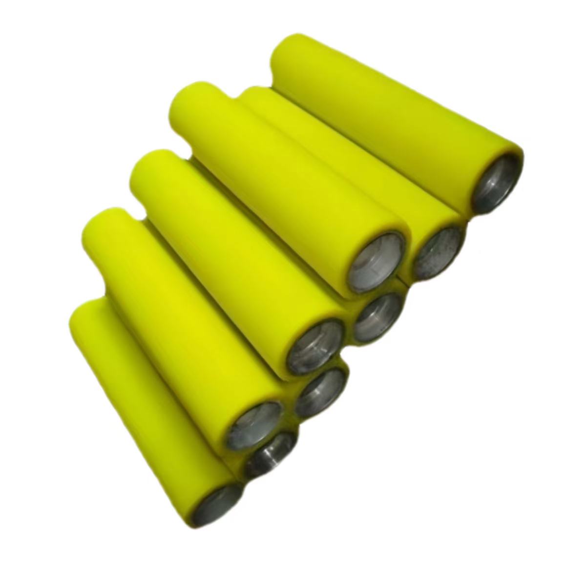 Lined with polyurethane rollers