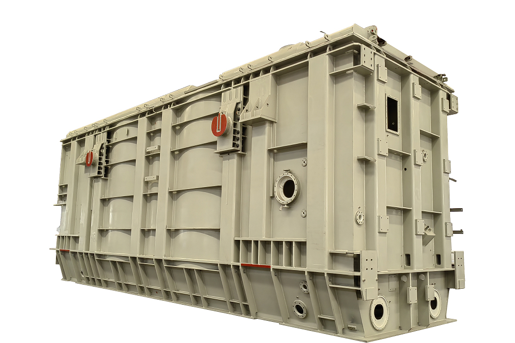 Oil immersed power transformer