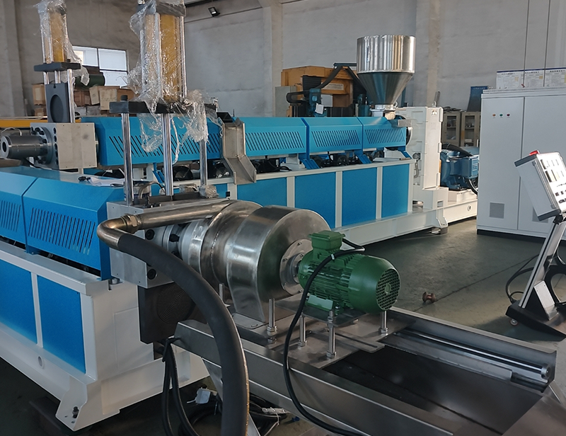 PP PE pelletizing machine