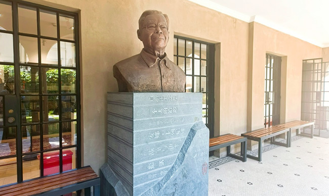 追寻红色路线 传承革命精神