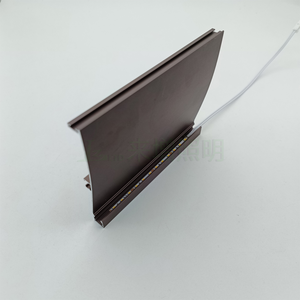 踢脚线灯LZLT2130